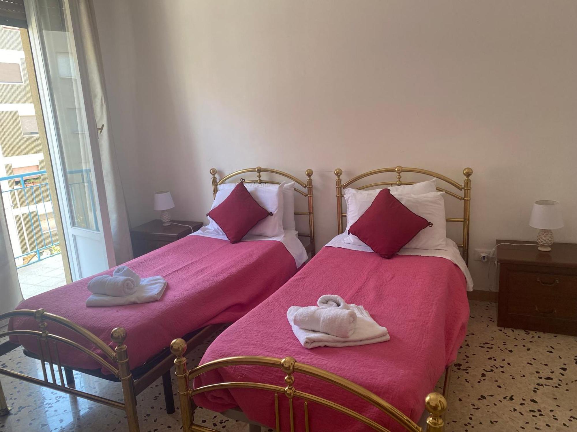 Serradifalco Cozy House Di Enza E Luigi Palermo Eksteriør bilde